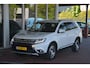 Mitsubishi Outlander 2.0 Connect Pro | Cruise-control | DAB+ | Camera 360 | Stoelverwarming | NL auto!! |