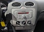 Ford Focus Wagon 1.6 met APK dealer onderhouden