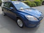 Ford Focus Wagon 1.6 met APK dealer onderhouden