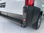 Fiat Ducato 3.0T GB L2H2 2.2 MultiJet S&S Zijschuifdeur rechts - Cruise control -  tussenschot volledig - Achteruitrijcamera - Parkeersensoren achter - bluetooth - Radio - Navigatie - Airco - Lane Assist