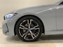 BMW 3-Serie 320d | M-SPORT | SCHUIF/KANTEL | HUD | VOERTUIGVOLGSYSTEEM | FULL OPTIONS