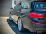 BMW 5-Serie 528i / High Executive / 6-cil / M-pack / Pano / Camera / Carbon schwarz / Apk 6-2026 / INRUILKOOPJE!