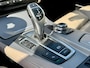 BMW 5-Serie 528i / High Executive / 6-cil / M-pack / Pano / Camera / Carbon schwarz / Apk 6-2026 / INRUILKOOPJE!