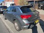 Volkswagen T-Roc 1.0 TSI | ADAPTIVE CRUISE | NAVI | PARK SENS. V+A | STOELVERWARMING | APPLE CARPLAY + ANDROID AUTO | CLIMA | PRACHTIGE STAAT! |