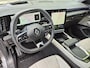 Renault Espace E-Tech full hybrid 200 iconic 7p. / 7 Persoons / HUD /Pack Advanced Drive Assist / Elektrische bedienbare achterklep / Panoramadak / Pack Harman Kardon premium sound / Trekgewicht 1500 Kg / Stuur- en Stoelverwarming / Voorruitverwarming /