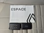 Renault Espace E-Tech full hybrid 200 iconic 7p. / 7 Persoons / HUD /Pack Advanced Drive Assist / Elektrische bedienbare achterklep / Panoramadak / Pack Harman Kardon premium sound / Trekgewicht 1500 Kg / Stuur- en Stoelverwarming / Voorruitverwarming /