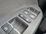 Volkswagen Touran CUP 1.4 TSI 140 pk - 7 persoons - panoramadak - navi - standkachel