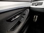 BMW 5-Serie Touring 520i Sport 184Pk Automaat (GROOT NAVI, VIRTUAL COCKPIT, M STUUR, LUCHTVERING, CLIMATE, SPORTSTOELEN, ELEK ACHTERKLEP, SPORT AUTOMAAT, CRUISE, BLUETOOTH, NIEUWE APK, NIEUWSTAAT)