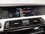 BMW 5-Serie Touring 520i Sport 184Pk Automaat (GROOT NAVI, VIRTUAL COCKPIT, M STUUR, LUCHTVERING, CLIMATE, SPORTSTOELEN, ELEK ACHTERKLEP, SPORT AUTOMAAT, CRUISE, BLUETOOTH, NIEUWE APK, NIEUWSTAAT)