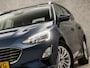 Ford Focus Wagon 1.0 EcoBoost Titanium Business Automaat (APPLE CARPLAY, GROOT NAVI, STUUR/STOELVERWARMING, ADAPTIVE CRUISE, SPORTSTOELEN, CAMERA, KEYLESS, TREKHAAK, NIEUWSTAAT)