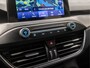Ford Focus Wagon 1.0 EcoBoost Titanium Business Automaat (APPLE CARPLAY, GROOT NAVI, STUUR/STOELVERWARMING, ADAPTIVE CRUISE, SPORTSTOELEN, CAMERA, KEYLESS, TREKHAAK, NIEUWSTAAT)