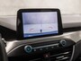 Ford Focus Wagon 1.0 EcoBoost Titanium Business Automaat (APPLE CARPLAY, GROOT NAVI, STUUR/STOELVERWARMING, ADAPTIVE CRUISE, SPORTSTOELEN, CAMERA, KEYLESS, TREKHAAK, NIEUWSTAAT)