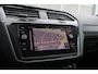 Volkswagen Tiguan 1.4 TSI 245pk DSG eHybrid R-Line | SoH 97% | Panoramadak | Trekhaak | Navigatie