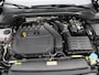 Volkswagen Golf 1.5 TSI Life | 130 PK | Sportstoelen | Apple Carplay / Android Auto | Climate Control | Stoel + Stuurverwarming | Led-Koplampen | Digital Cockpit | Parkeersensoren | Navigatie |