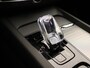 Volvo XC60 T6 PLUG-IN HYBRID PLUS DARK SCHUIFDAK CAMERA HARMAN KARDON ACC