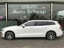 Volvo V60 2.0 D4 Momentum Pro Automaat | Rijklaar incl 12 mnd Bovag | Keyless Trekhaak Navigatie Adaptieve cruise