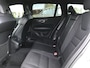 Volvo V60 2.0 D4 Momentum Pro Automaat | Rijklaar incl 12 mnd Bovag | Keyless Trekhaak Navigatie Adaptieve cruise