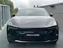 Polestar 4 Long Range Single motor 100 kWh / Pano. dak / Elek. verstelbare voor+achterstoelen / Voor+achterstoelen verwarmd / Harman Kardon / 360 camera /