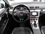 Volkswagen Passat 1.4 TSI Highline Executive Edition BMT Automaat Navigatie Leer/Alcantara 2e Eigenaar Boekjes aanwezig Nette auto Sportvelgen NAP DSG Stoelverwarming