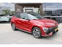 Hyundai Kona 1.6 GDI HEV N Line Sky | DEMO | Open dak | 360 Graden camera | Elektrisch bedienbare voorstoelen | N-Line interieur/exterieur | | Achterbank in delen neerklapbaar | Achterruitverwarming | Achterstoelen verwarmd