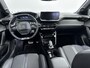 Peugeot 208 1.2 130 pk Automaat GT-Line | Afneembare Trekhaak | Camera | Navigatie | Carplay |Draadloos laden