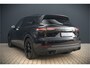 Porsche Cayenne 3.0 E-Hybrid | Sport Chrono | Panoramadak | Bose | Luchtvering | Stoelkoeling | Stoelverwarming | Memory Seats | PDLS | PASM | Camera | Volledig Leder | NAP | Elek. Achterklep | Navigatie | Trekhaak | Sof