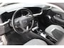 Opel Mokka-e Business Elegance 50-kWh 7.4kw bl. | incl. 12 maanden garantie | DAB+ | Camera | Cruise | 17" velgen | LED | Parkeersensoren v+a | Navigatie | Grootlicht assistent | Dodehoek detectie | Keyless entry + start | Apple carplay | Climate control | Isofix |