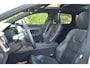 Volvo V90 Cross Country D4 Pro | Bowers & Wilkins | Head-Up | Massage & Geventileerde stoelen | Trekhaak | Pilot-Assist |