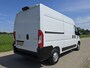Peugeot Boxer 335 2.2 BlueHDi L2 H2 - 140 Pk - Euro 6 - Navi - ParkeerCamera - Airco - Cruise Control