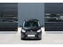 Ford Transit Courier 1.5 TDCI Limited 100pk - Navi - Camera - Betimmering - Stoelverwarming - Rijklaar