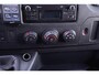Renault Master 2.3 dCi 163 pk Bakwagen met Laadklep Export Airco, LxBxH 420x208x210 cm