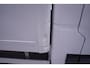 Renault Master 2.3 dCi 163 pk Bakwagen met Laadklep Export Airco, LxBxH 420x208x210 cm