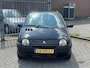 Renault Twingo 1.2 Authentique! NL AUTO NAP! Airco l Elek ramen l Centraal! Goed onderhouden l zeer netjes!