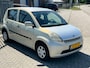Daihatsu Sirion 2 1.0-12V Trend 5 deurs! NL AUTO NAP! Elek pakket l Centraal l Stuurbekrachtiging l Inruil koopje rijd goed!