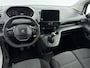 Peugeot Partner 1.5 100 pk L1 | 3-Persoons  | Airco | Vloer en Lat om Lat Betimmering | Navigatie