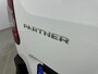 Peugeot Partner 1.5 100 pk L1 | 3-Persoons  | Airco | Vloer en Lat om Lat Betimmering | Navigatie
