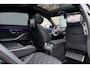 Mercedes-Benz S-klasse 450d 4MATIC Lang AMG Line Aut9 | Airmatic | Chauffeurspakket | Achterasbesturing | Augmented HUD | Distronic+ | Burmester | Exclusief Nappa Leder | 3D-Display | Vlakkenverwarming | Zonweringspakket |