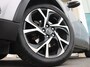 Toyota C-HR 1.8 Hybrid Bi-Tone