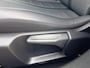 Peugeot e-2008 EV Allure Pack 50 kWh | Stoelverwarming | Camera | Navigatie 3 Fasen Laden