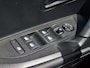 Peugeot e-2008 EV Allure Pack 50 kWh | Stoelverwarming | Camera | Navigatie 3 Fasen Laden