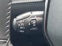 Peugeot e-2008 EV Allure Pack 50 kWh | Stoelverwarming | Camera | Navigatie 3 Fasen Laden