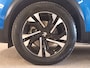 Peugeot e-2008 EV Allure Pack 50 kWh | Stoelverwarming | Camera | Navigatie 3 Fasen Laden