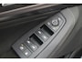 BMW 2-Serie Active Tourer 230e xDrive | Pano | H&K | Trekhaak