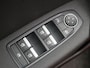 Renault Captur 1.6 E-Tech Hybrid 145 Rive Gauche / Automaat / Navigatie / Cruise Control / Achteruitrijcamera / LMV / Keyless Entry / Two-Tone lak dak combinatie / NL auto / 1ste Eigenaar /