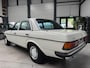 Mercedes-Benz 200-Serie 230 2.3 1977 Wit Leder 136pk