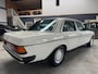 Mercedes-Benz 200-Serie 230 2.3 1977 Wit Leder 136pk