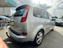 Ford C-Max Focus 2.0-16V Futura