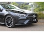 Mercedes-Benz CLA 200 AMG Night Pakket| Panoramadak | Sfeerverlichting | Trekhaak | 360 Camera | Memory seats | Head-up |