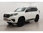 Toyota Land Cruiser 2.8 D-4D-F Executive | Black Pack | Trekhaak | Panoramadak | BearLock versnellingsbakslot | Luchtvering | Navigatie | 20 inch | 360 camera | Leder | JBL