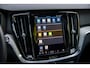 Volvo V60 2.0 T6 Plug-in hybrid AWD Plus Dark | harman/kardon | Panodak | 19" | Exterior Styling | Adapt. Cruise | BLIS
